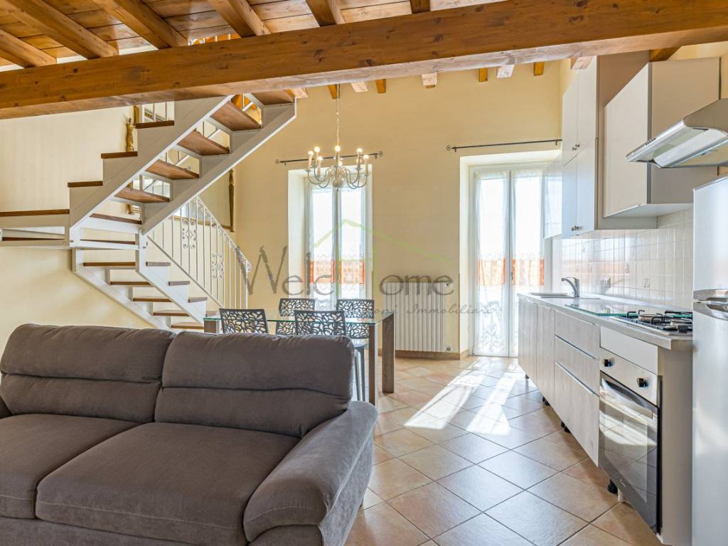 Appartamento a Albavilla in Piazza Roma - Foto 3