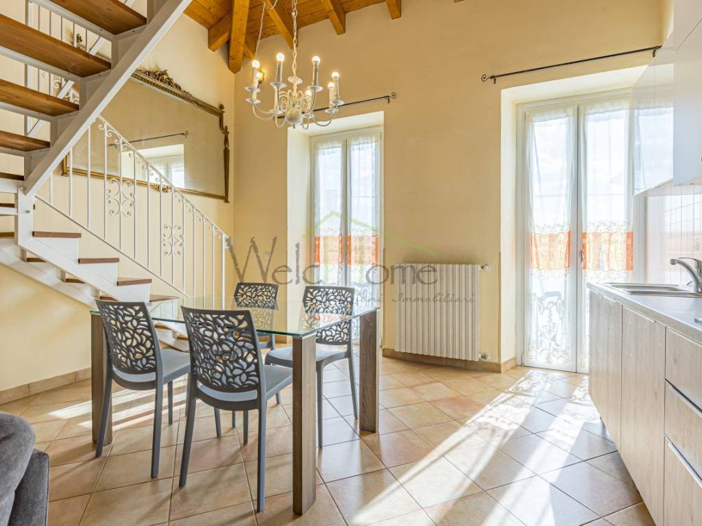 Appartamento a Albavilla in Piazza Roma - Foto 4