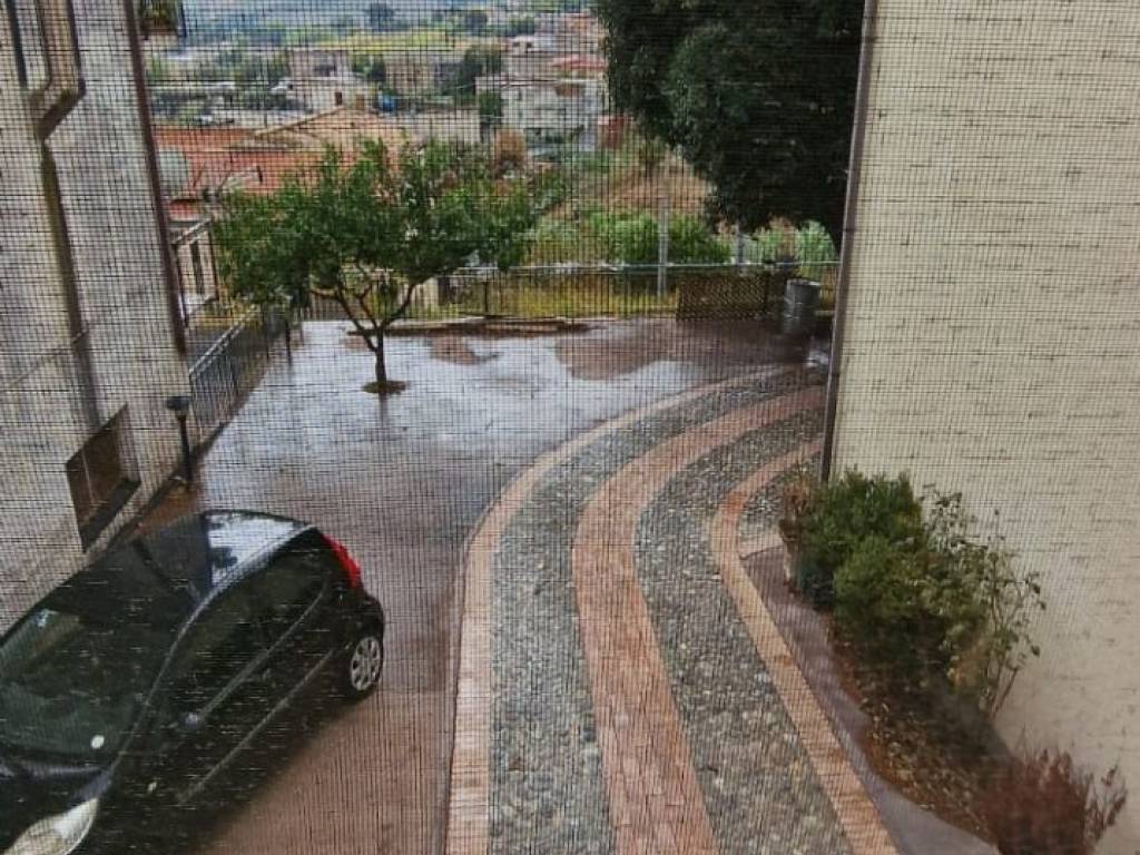 Casa indipendente a Catanzaro in Via Fiume Tacina - Foto 2