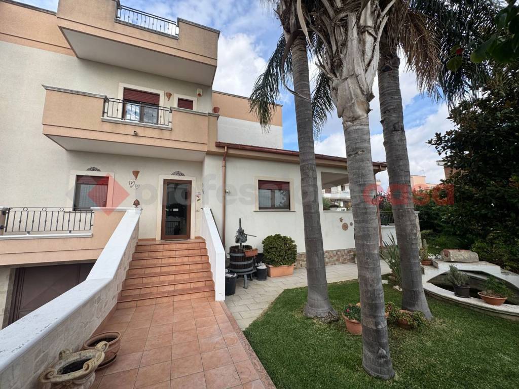 Villa a Leporano in VIA VIVALDI, 12 - Foto 3