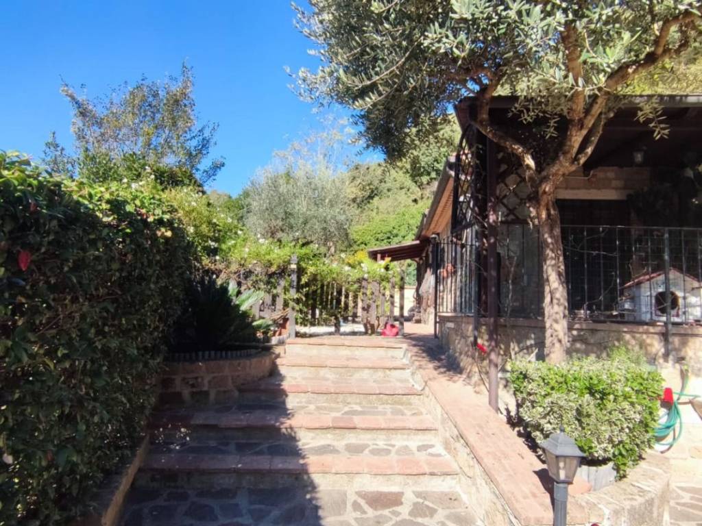 Villa a Pitigliano in Via di Sovana - Foto 4