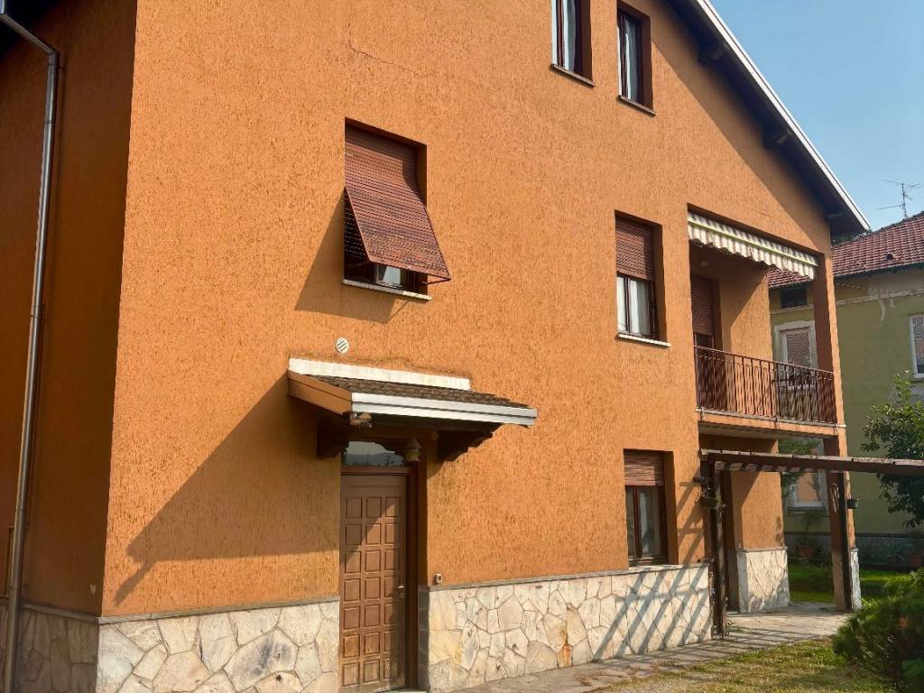 Villa a Castiglione olona in Via Monte Cimone, 35 - Foto 4