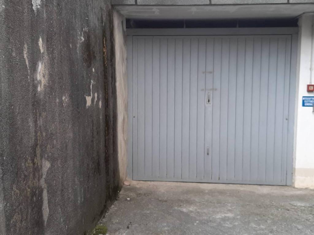 Box / garage a Pinerolo in Via Luigi Tessore - Foto 5