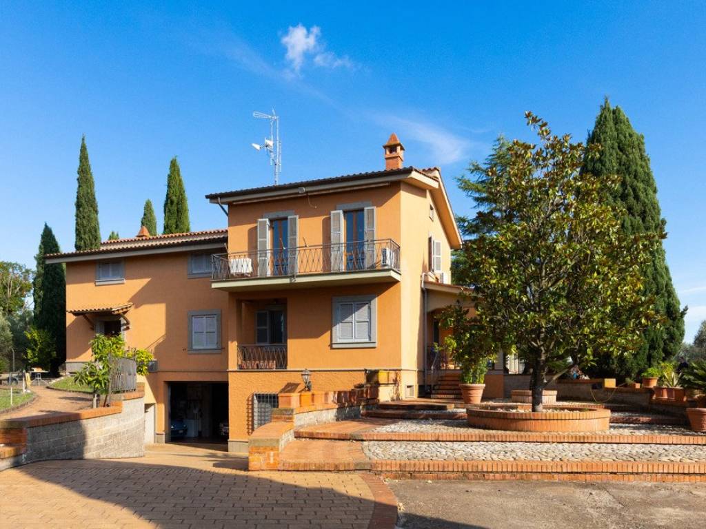 Villa a Lanuvio in Via Fontana Torta - Foto 2