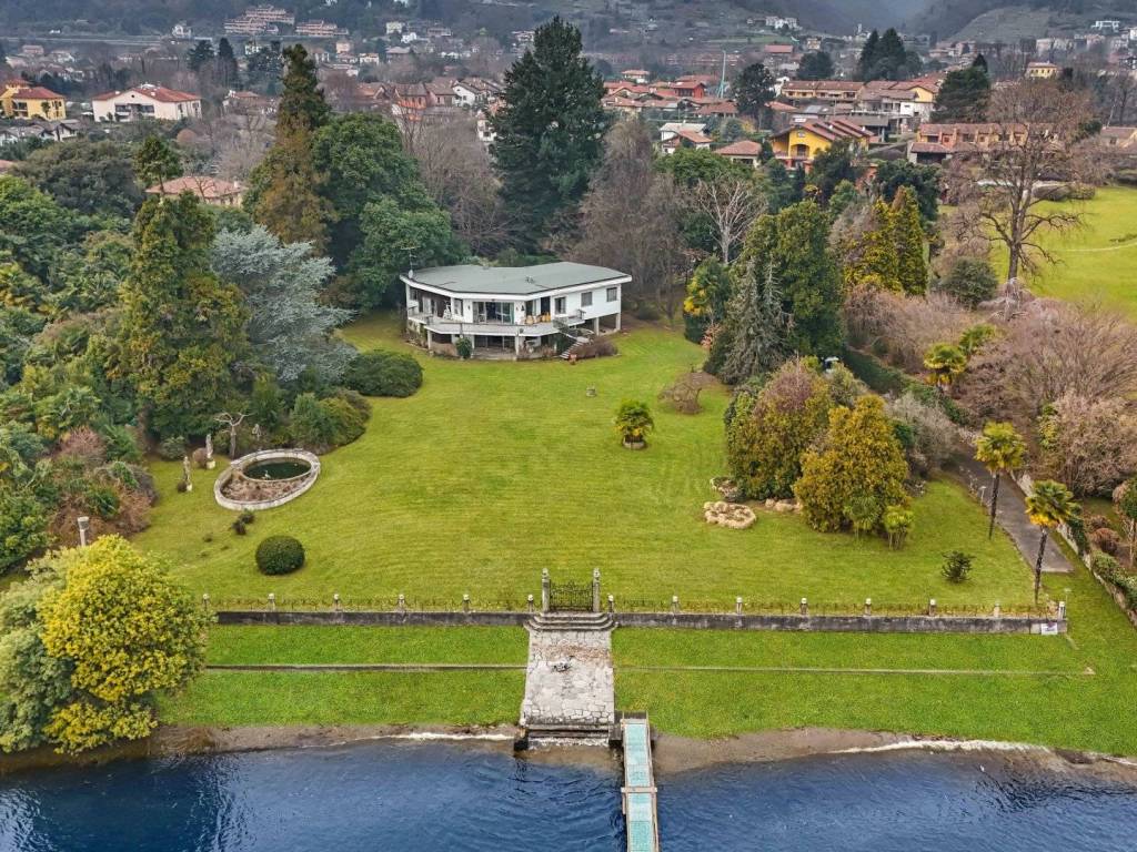 Villa a Lesa in Via Davicini - Foto 4