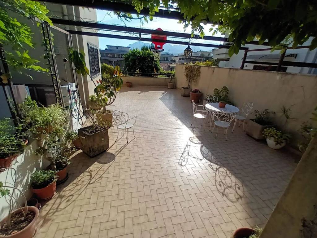 Appartamento a Salerno in Via Enrico Bottiglieri No Number - Foto 5