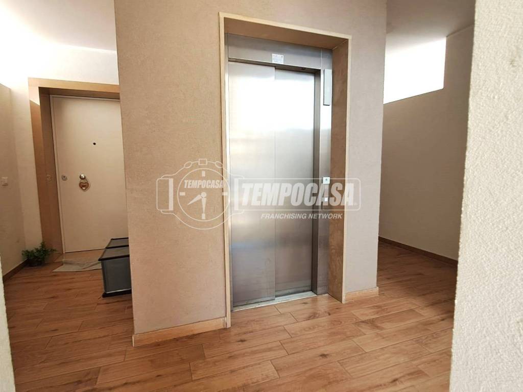 Appartamento a Adelfia in Via Michelangelo Buonarroti 2 - Foto 3