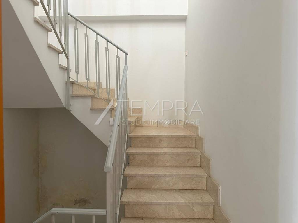 Appartamento a Adrano in VIA TOMMASEO , 35 - Foto 2