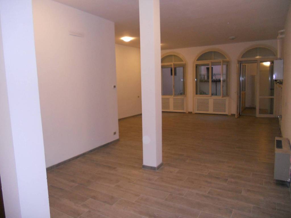 Appartamento a Cremona in Via Giovanni Carnevali - Foto 2