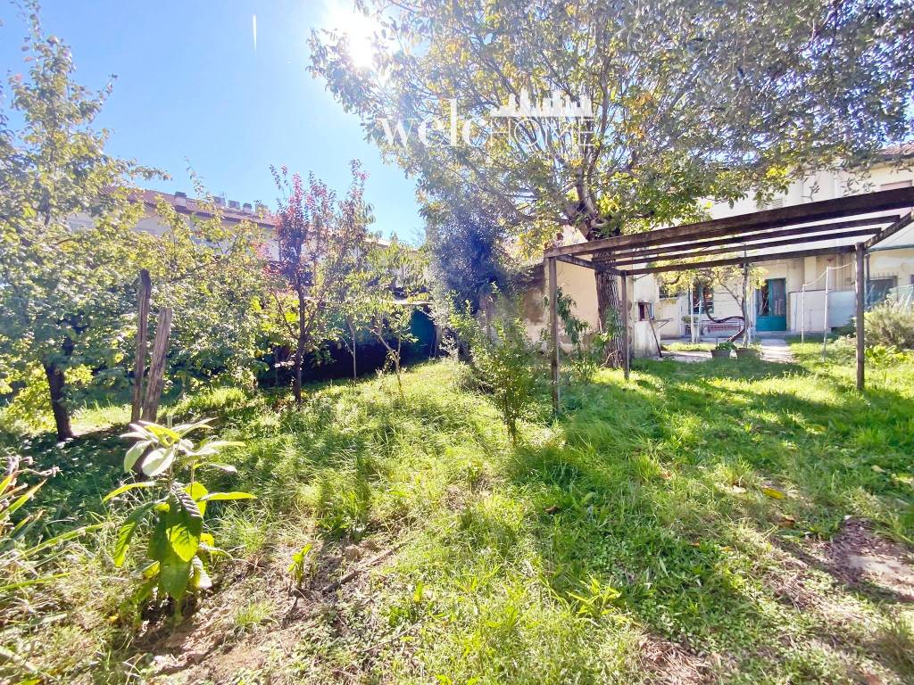 Casa indipendente a Campi bisenzio in Via Villa - Foto 4