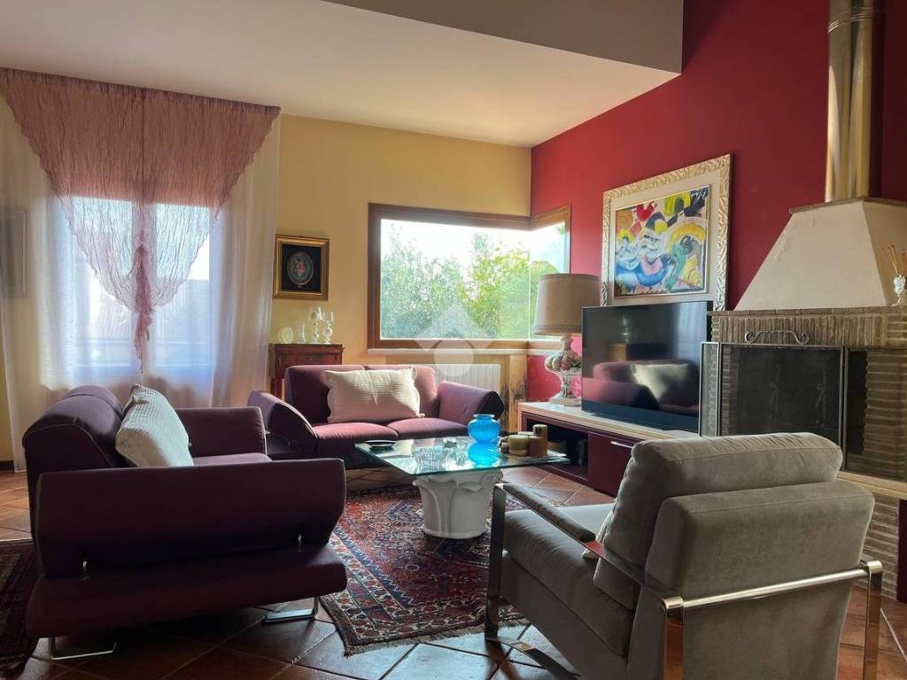 Casa indipendente a Castellammare del golfo in Via Libero Grassi - Foto 2