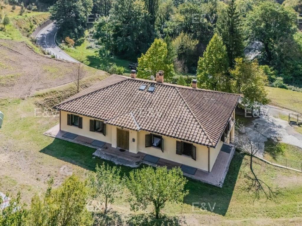 Villa a Sellano in Località Postignano - Foto 4