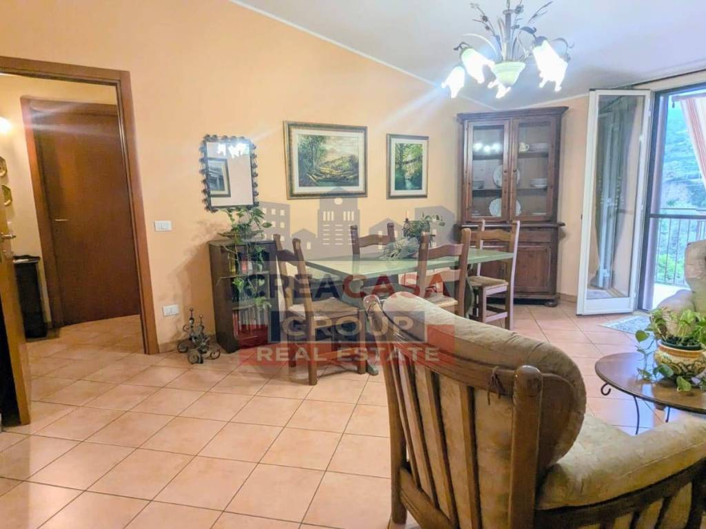 Appartamento a Fiumefreddo di sicilia in Via Salvo D'Acquisto, 12 - Foto 2
