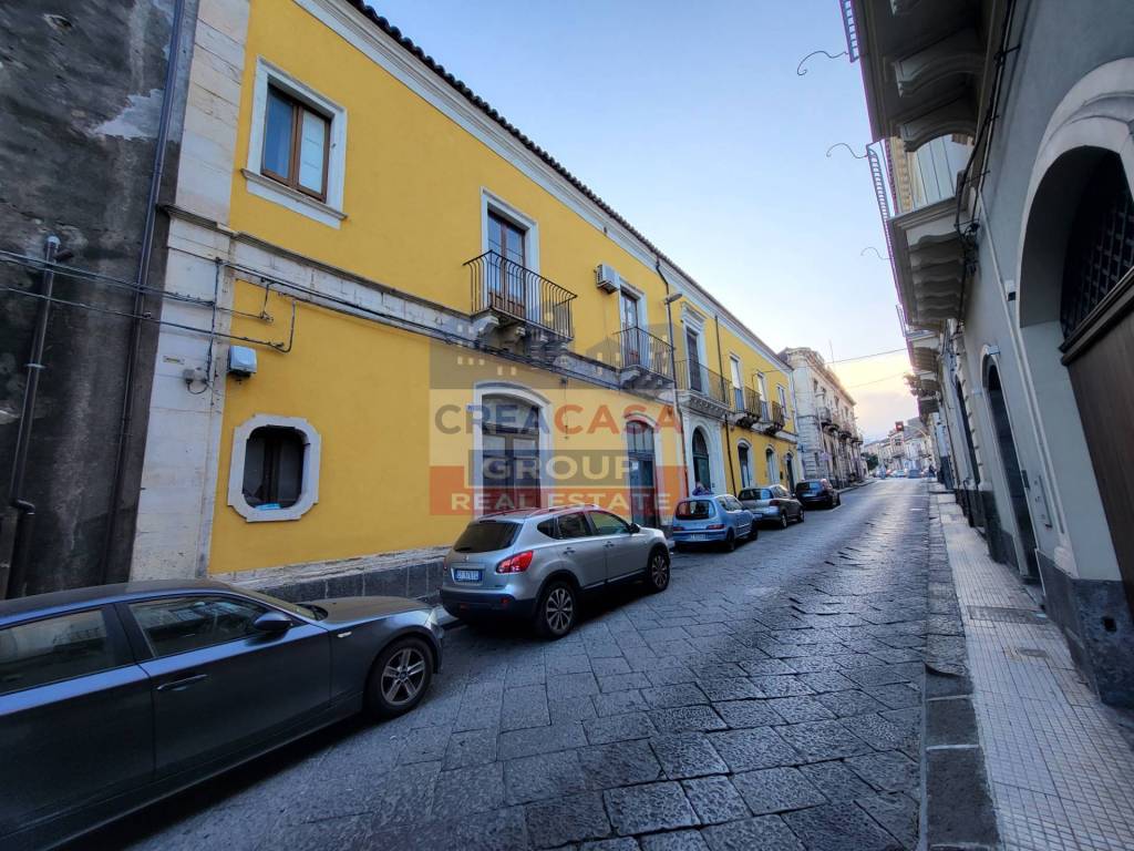 Palazzo / stabile a Giarre in Via Meli, 15 - Foto 2