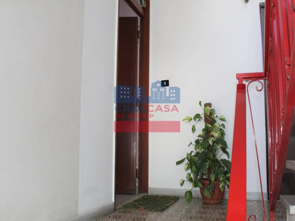 Appartamento a Aci catena in Via Turi d' Agostino, 79 - Foto 5