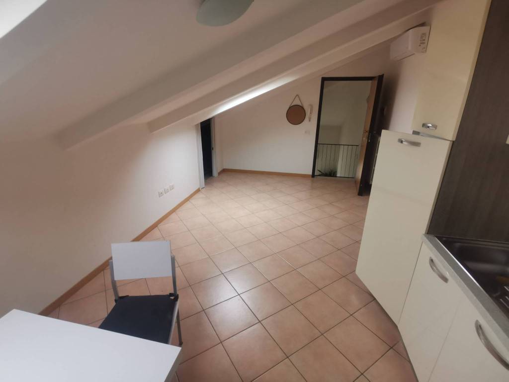 Attico / mansarda a Pesaro in Via Emilio Donzelli - Foto 2