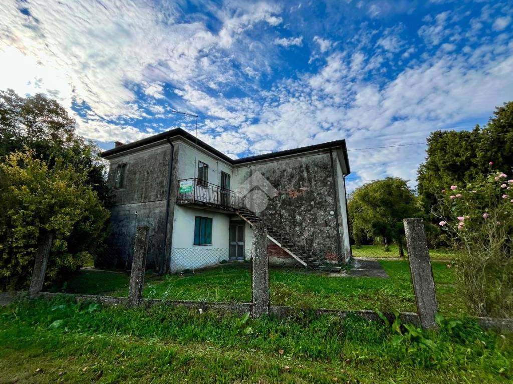 Casa indipendente a Rovigo in Via Ceresolo, 158 - Foto 3