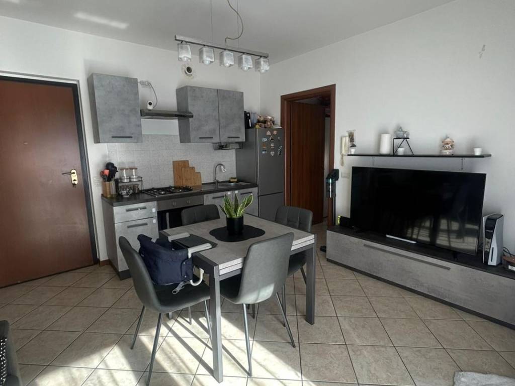 Appartamento a Mozzate in Via Don Osvaldo Bellomi - Foto 2
