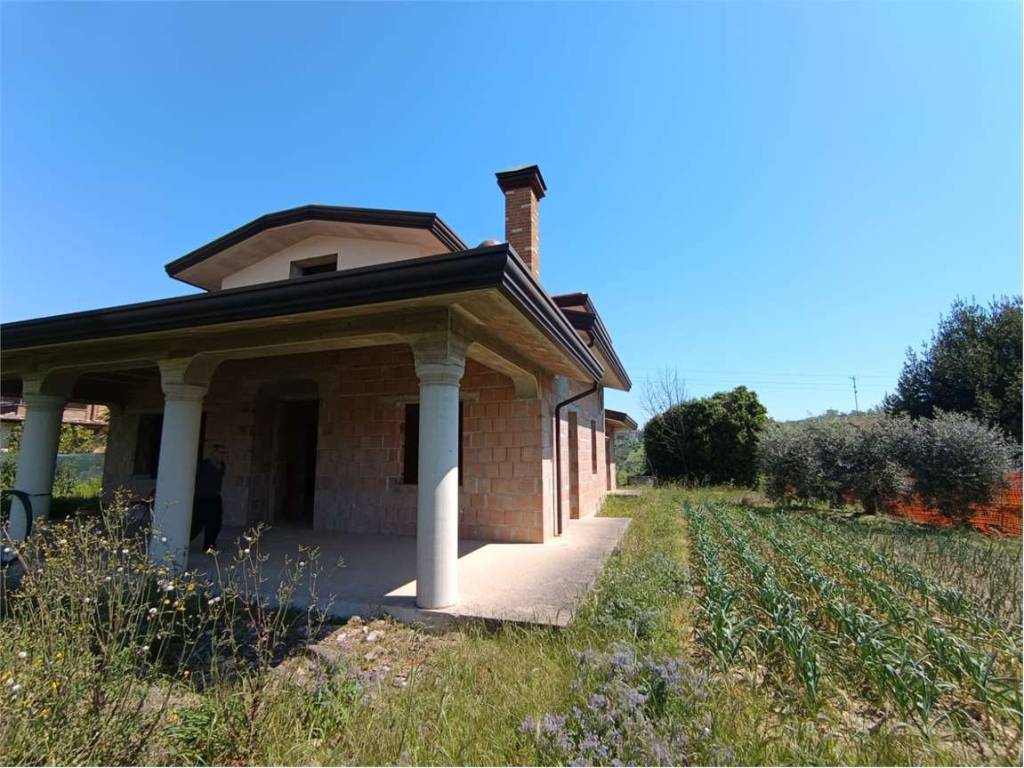Villa a Benevento in Via Torre Alfieri - Foto 4