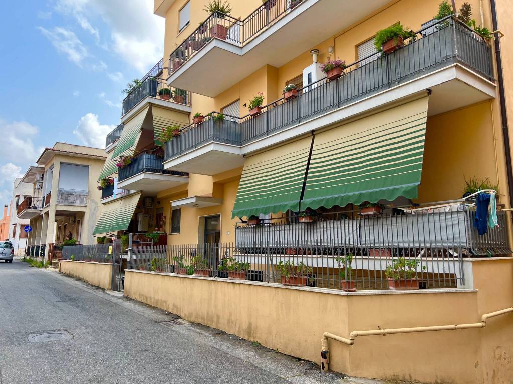 Appartamento a Cerveteri in Via Lombardia - Foto 2