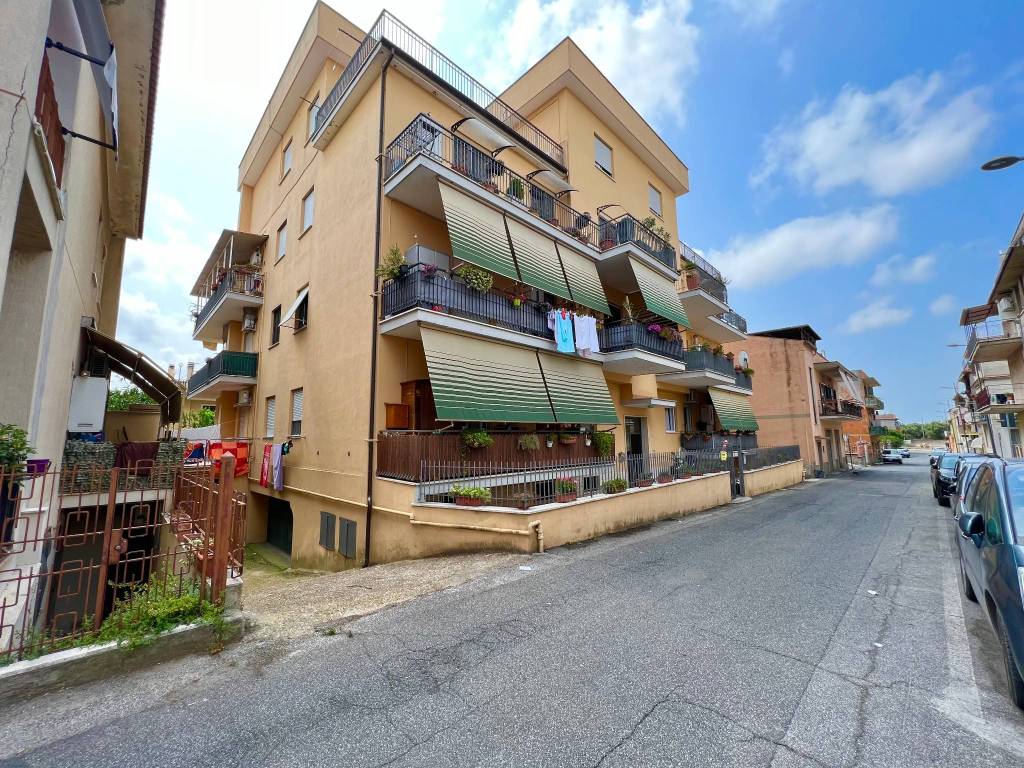 Appartamento a Cerveteri in Via Lombardia - Foto 3