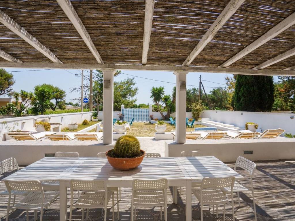 Villa a Manduria in Via Pesaro, 36 - Foto 2