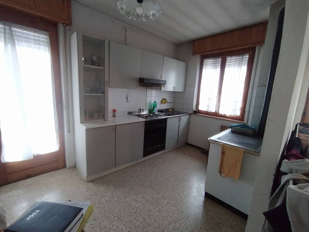 Appartamento a Tolmezzo in Via Gregorio da Montelongo, 6 - Foto 3