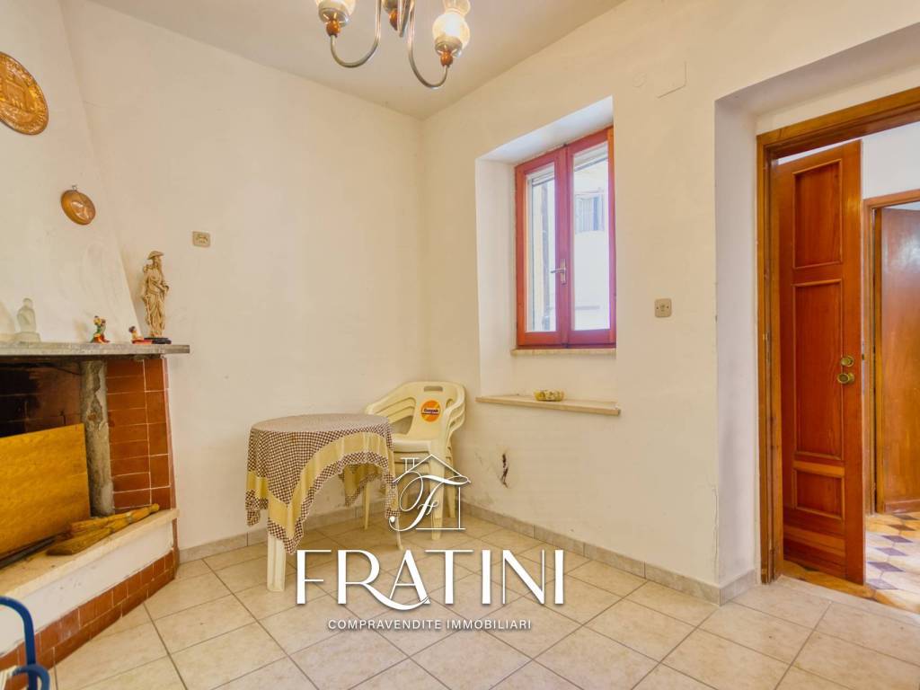 Casa indipendente a Civitella del tronto in Fucignano - Foto 4