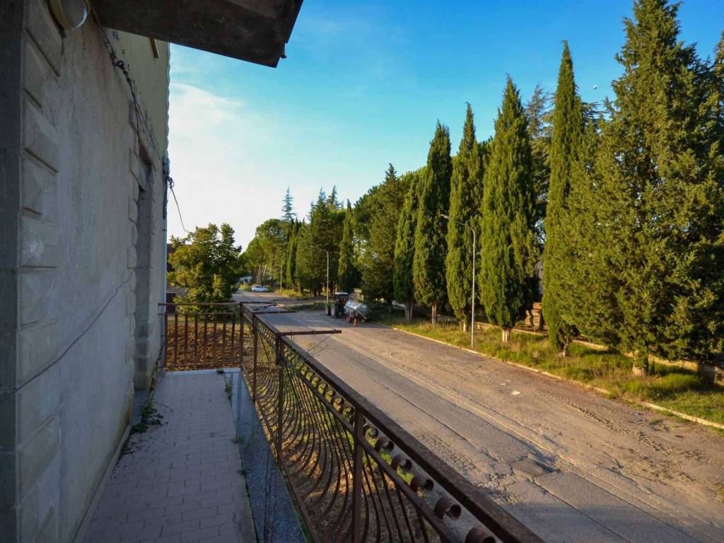 Appartamento a Fabro in Via Benedetto Croce - Foto 2