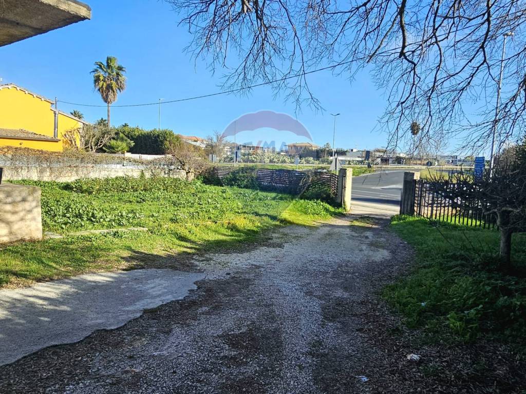 Terreno a Ragusa in Via Ettore Fieramosca, 242 - Foto 2