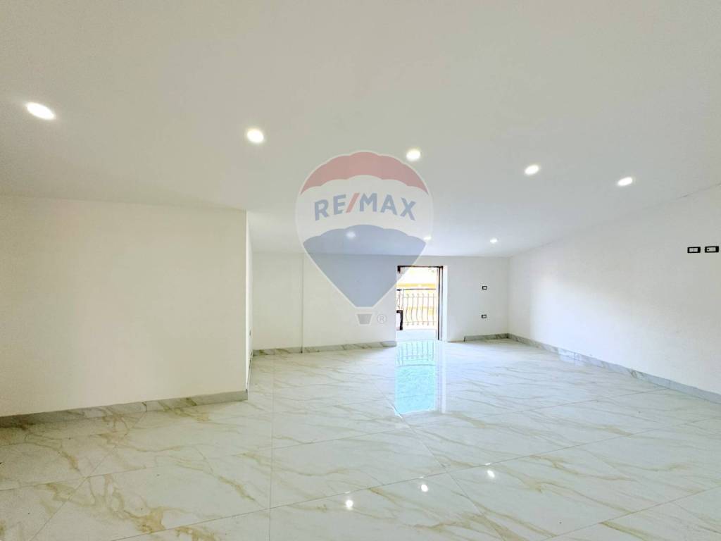 Appartamento a Casoria in III Traversa Via Arcangelo Astone, 15 - Foto 5