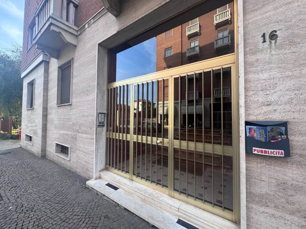 Appartamento a Biella in corso risorgimento, 16 - Foto 2