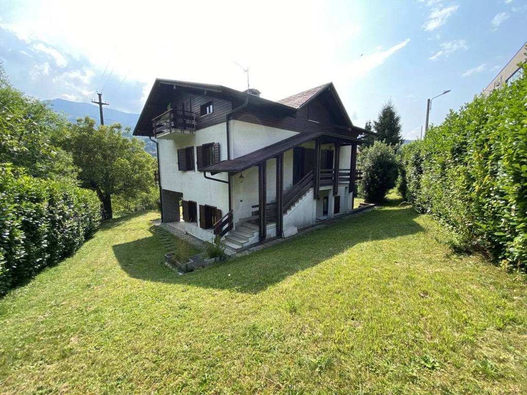 Villa a Centro valle intelvi in via roma 89 - Foto 3