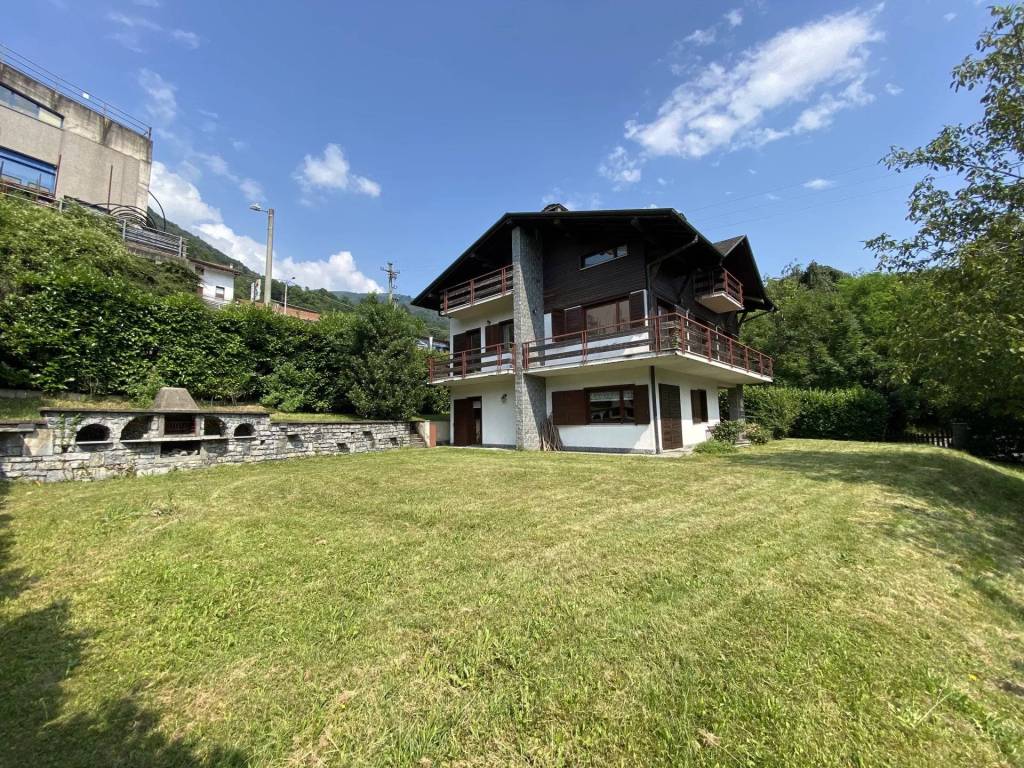 Villa a Centro valle intelvi in via roma 89 - Foto 4