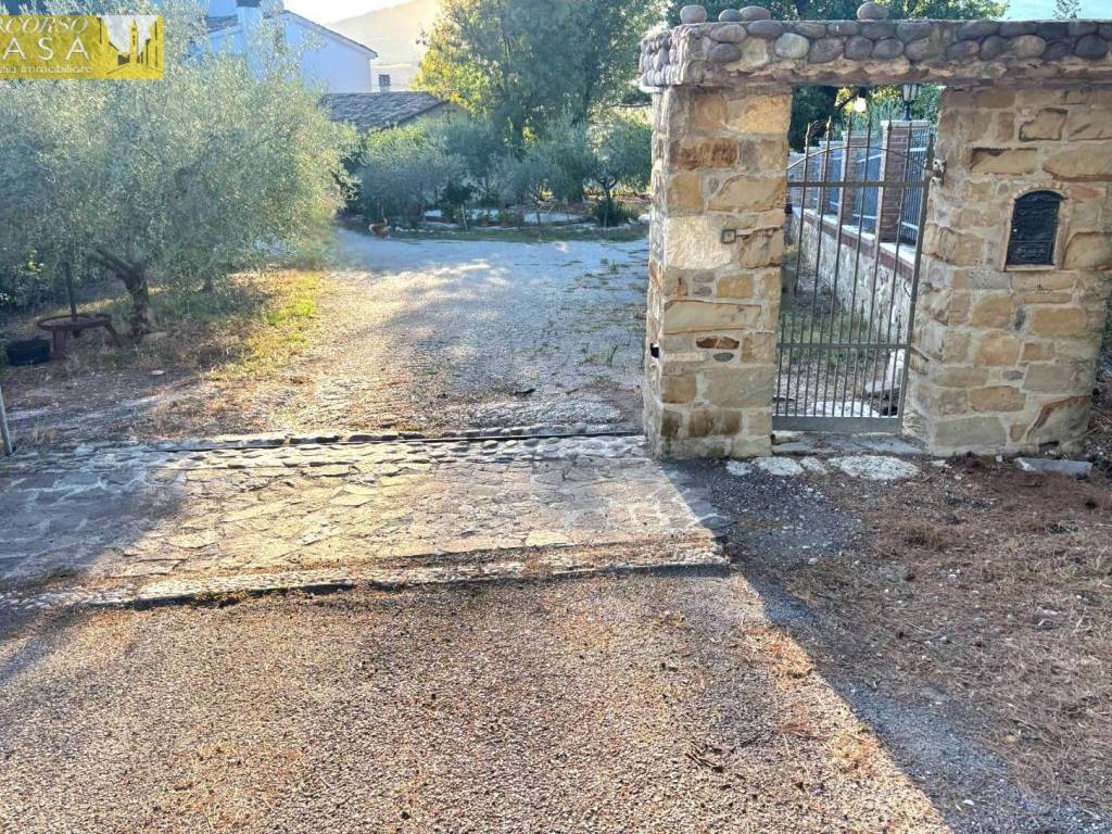 Villa a Teramo in Salita San Martino - Foto 5