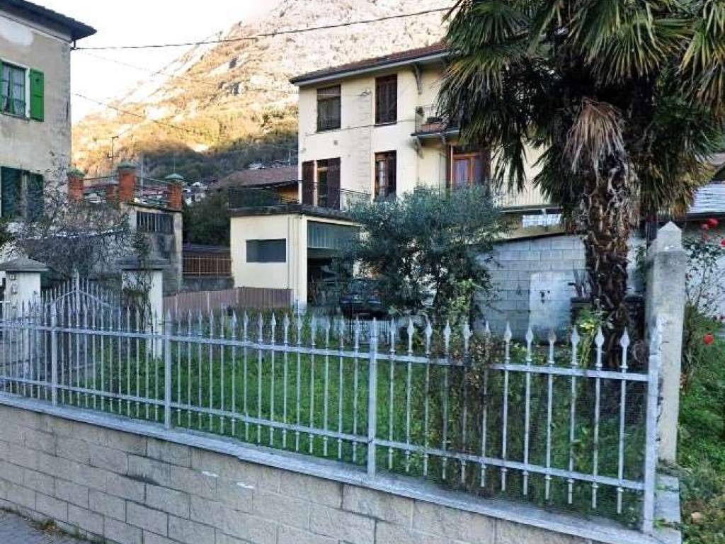 Casa indipendente a Donnas in via Roma - Foto 2