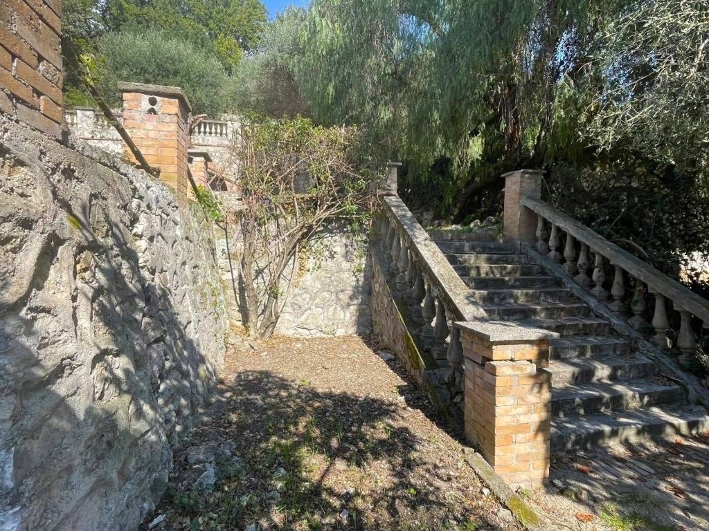 Villa a Minturno in Via Antonio Sebastiani, 276 - Foto 4