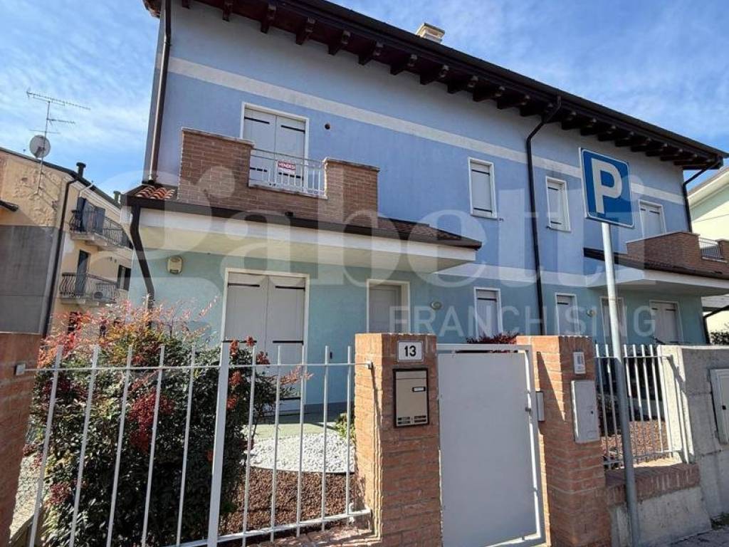 Appartamento a Villadose in VILLADOSE - VIA UMBERTO I , 00 - Foto 3