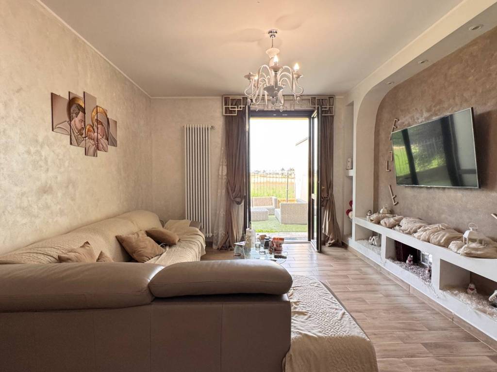 Villa a Gerenzano in Via Rovello, 49 - Foto 4