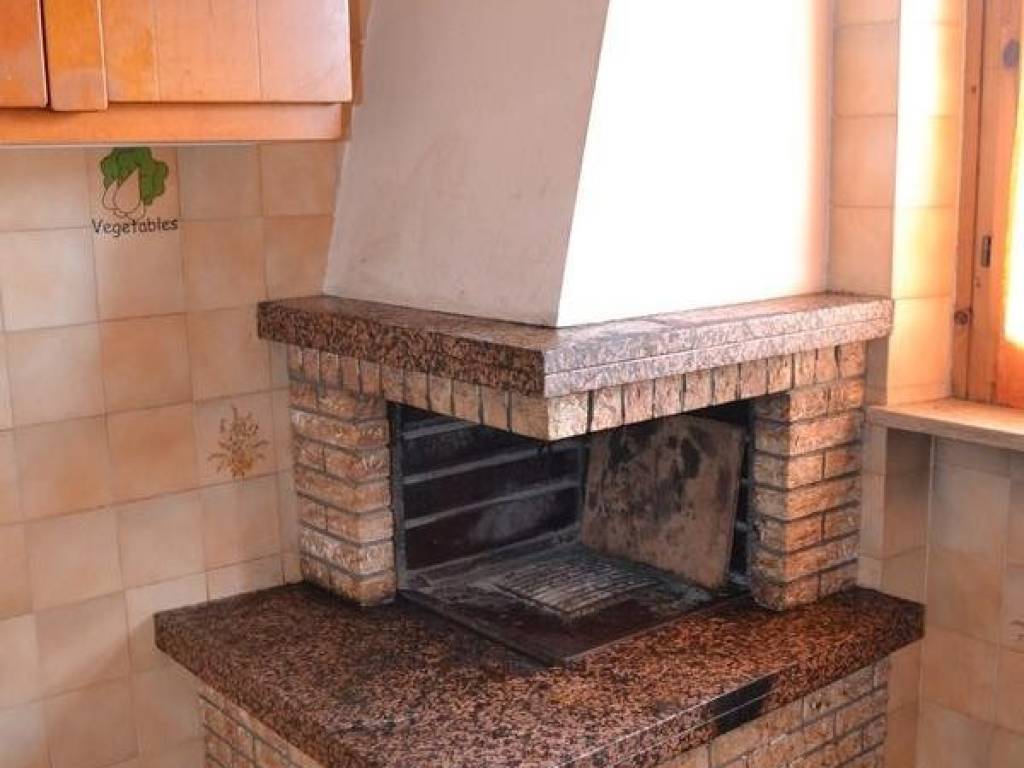 Appartamento a Fermignano in Via Luca della Robbia - Foto 2