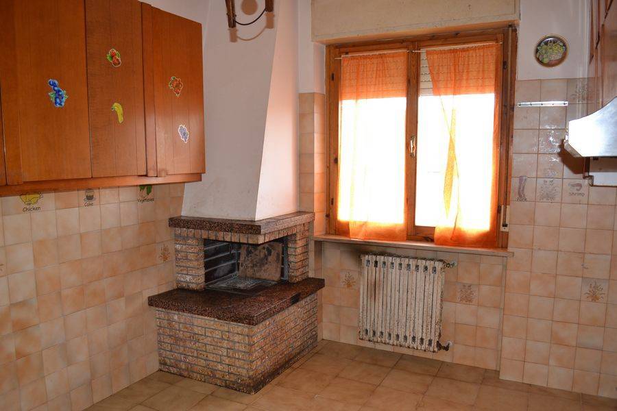 Appartamento a Fermignano in Via Luca della Robbia - Foto 5