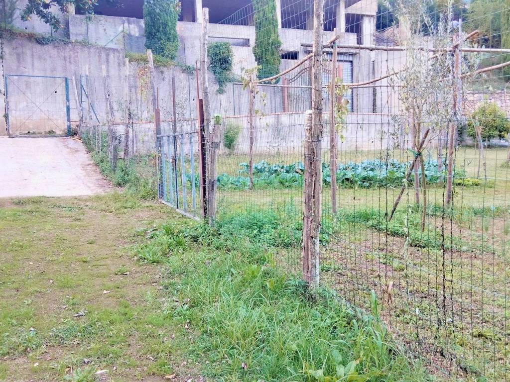 Terreno a Cava de' tirreni in Via Giuseppe della Corte - Foto 4