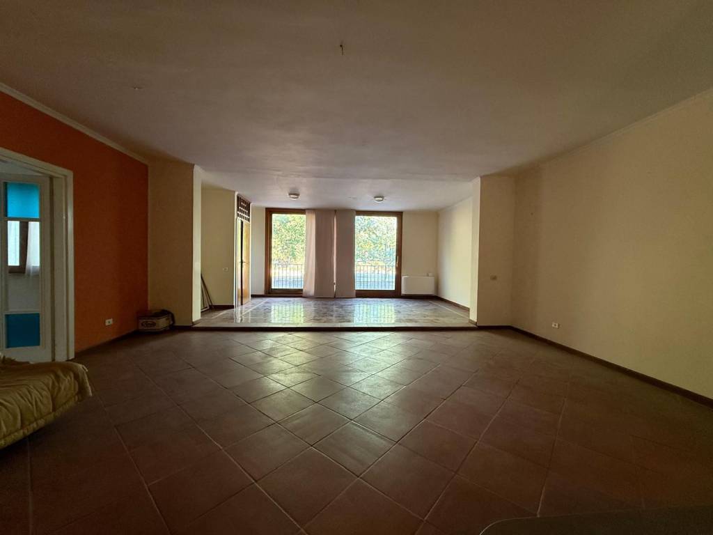 Palazzo / stabile a Terni in Strada di Santa Maria la Rocca - Foto 2