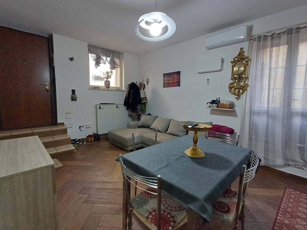 Appartamento a Vercelli in Via Amedeo Bodo, 22 - Foto 5