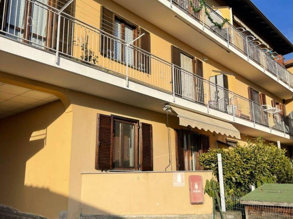 Appartamento a Invorio in Via Maggiore, 10 - Foto 2