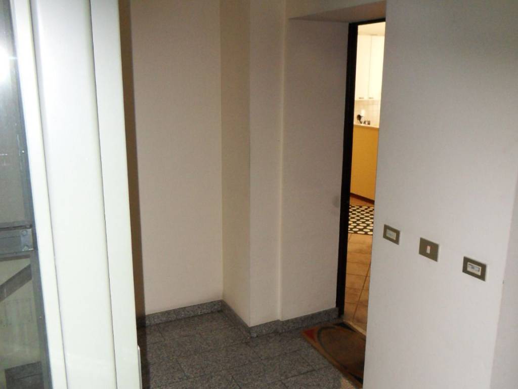Appartamento a Biella in Via Giuseppe Garibaldi, 6 - Foto 3