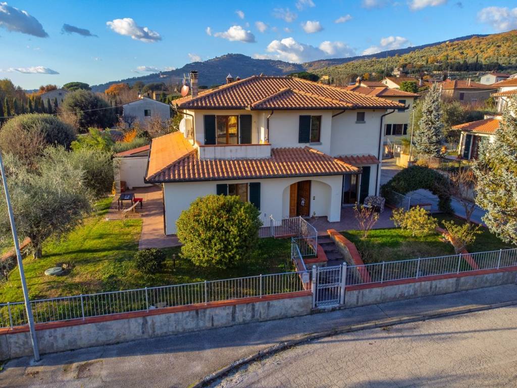 Villa a Cortona in Strada Provinciale Val di Pierle - Foto 2