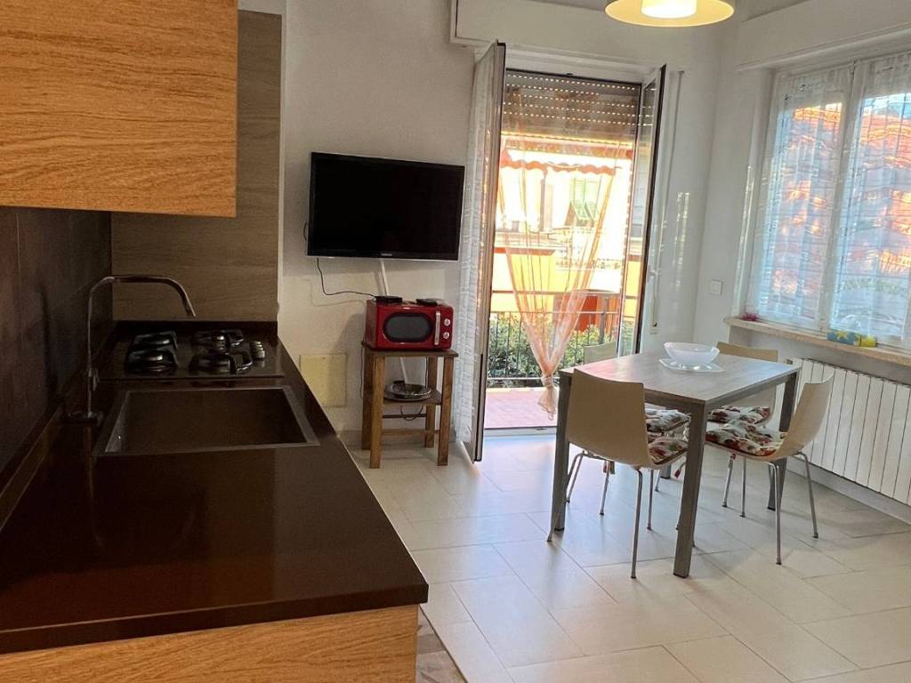 Appartamento a Finale ligure in Via del Cigno - Foto 3