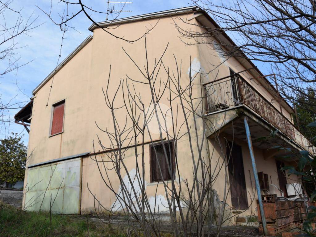 Casa indipendente a Frosinone in Via Ceccano, 159 - Foto 3