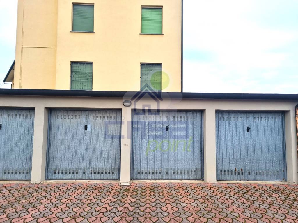 Box / garage a Casalpusterlengo in Via Don Mizzi - Foto 4